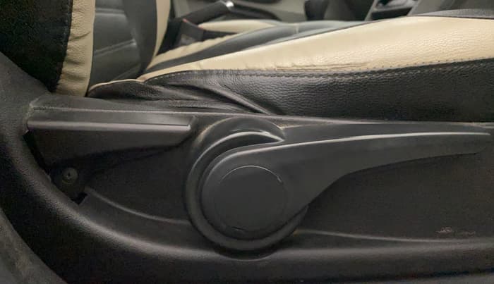 2019 Tata Tiago XZ PLUS DIESEL, Diesel, Manual, 89,456 km, Driver Side Adjustment Panel