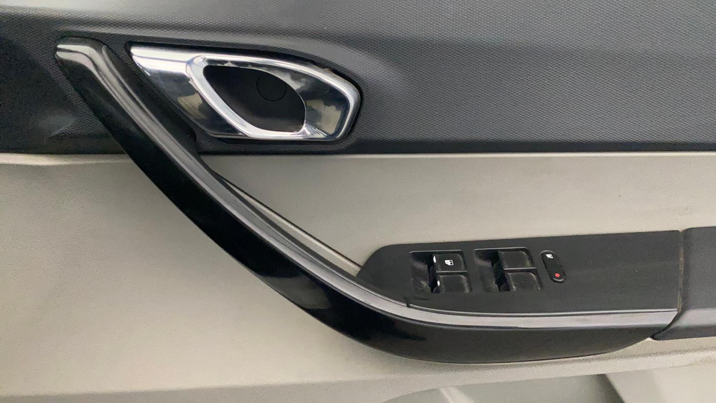 2019 Tata Tiago XZ PLUS DIESEL, Diesel, Manual, 89,456 km, Driver Side Door Panels Control