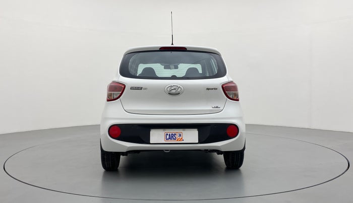 2017 Hyundai Grand i10 SPORTZ 1.2 KAPPA VTVT, Petrol, Manual, 13,765 km, Back/Rear