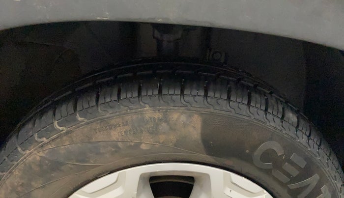 2018 Renault Kwid CLIMBER 1.0, Petrol, Manual, 40,536 km, Right Front Tyre Tread