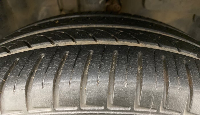 2013 Honda Amaze 1.2L I-VTEC VX, Petrol, Manual, 59,067 km, Right Front Tyre Tread