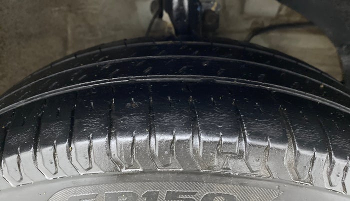 2021 Maruti Ertiga VXI CNG, CNG, Manual, 55,099 km, Right Front Tyre Tread