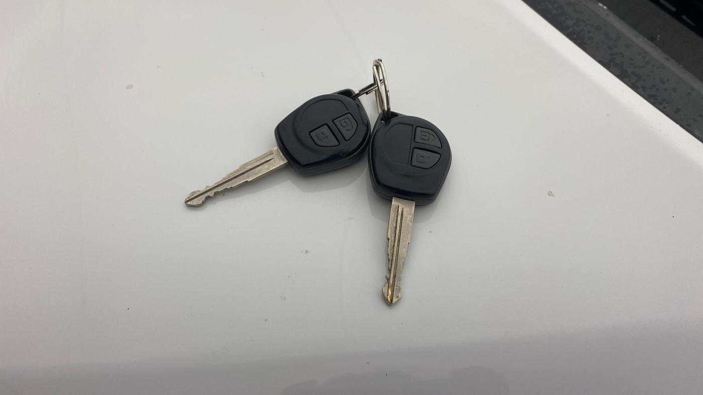 2014 Maruti Ritz ZXI, Petrol, Manual, 27,746 km, Key Close Up