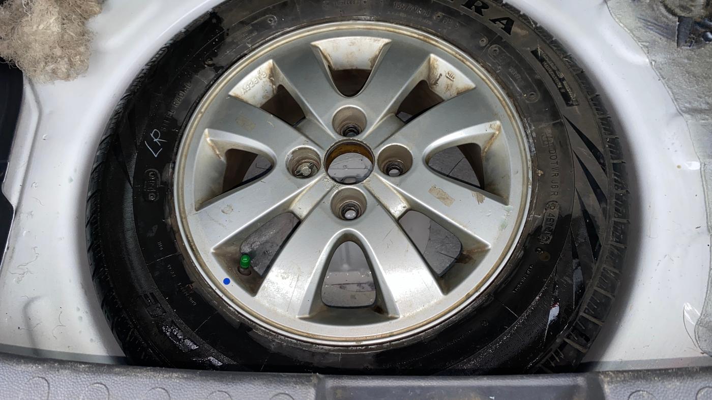 2014 Maruti Ritz ZXI, Petrol, Manual, 27,746 km, Spare Tyre