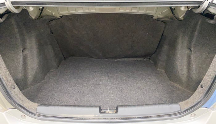 2013 Honda Amaze 1.2L I-VTEC S, Petrol, Manual, 42,690 km, Boot Inside
