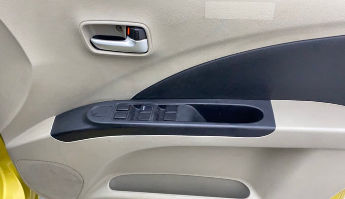 2016 Maruti Celerio VXI AMT, Petrol, Automatic, 88,890 km, Right front window switch / handle - Minor damage