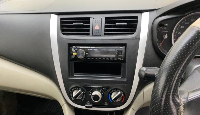 2016 Maruti Celerio VXI AMT, Petrol, Automatic, 88,890 km, Infotainment system - Button has minor damage