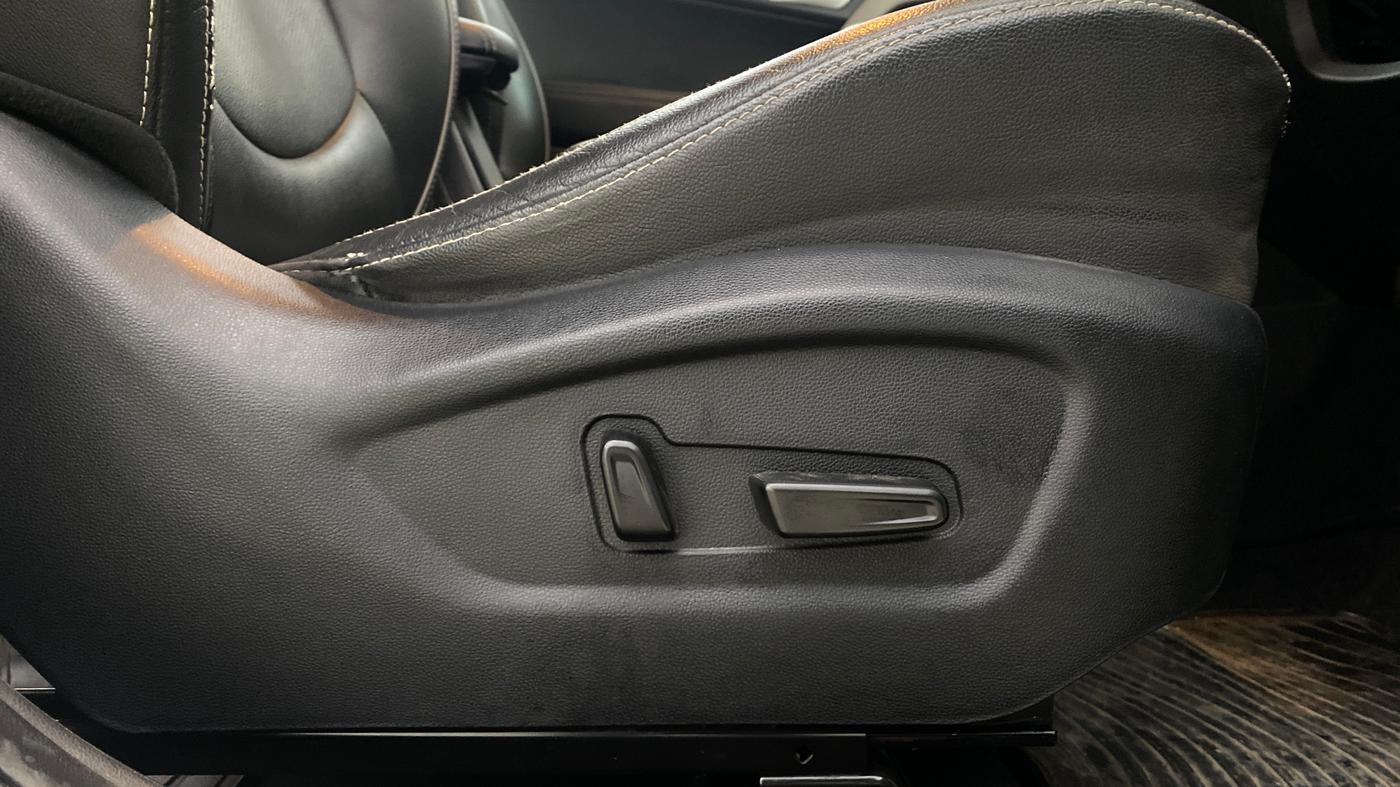 2019 Hyundai Creta SX (O) 1.6 PETROL, Petrol, Manual, 62,286 km, Driver Side Adjustment Panel