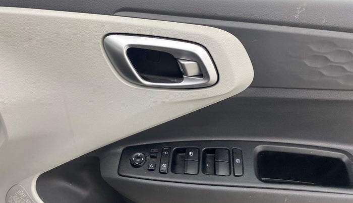 2020 Hyundai GRAND I10 NIOS SPORTZ AMT 1.2 KAPPA VTVT, Petrol, Automatic, 34,652 km, Driver Side Door Panels Control