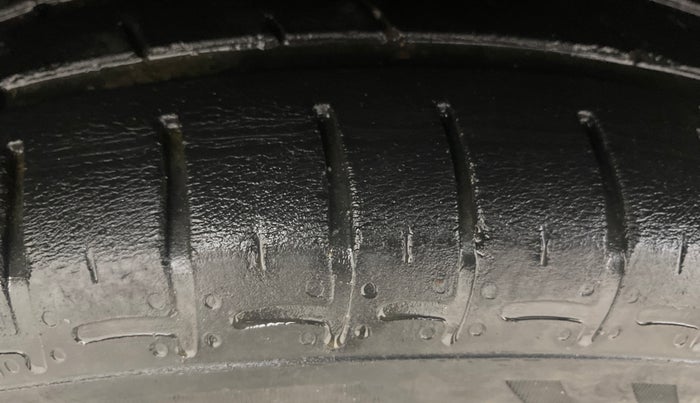 2020 Hyundai GRAND I10 NIOS SPORTZ AMT 1.2 KAPPA VTVT, Petrol, Automatic, 34,652 km, Right Rear Tyre Tread