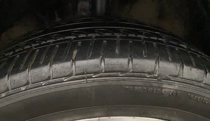 2019 Maruti Baleno ZETA PETROL 1.2, Petrol, Manual, 47,058 km, Left Front Tyre Tread