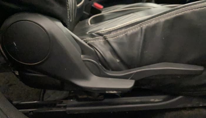 2019 Maruti Baleno ZETA PETROL 1.2, Petrol, Manual, 47,058 km, Driver Side Adjustment Panel