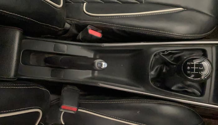 2019 Maruti Baleno ZETA PETROL 1.2, Petrol, Manual, 47,058 km, Gear Lever