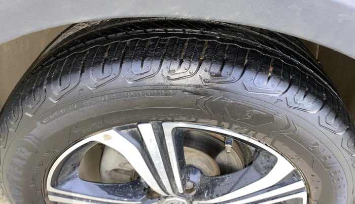 2023 MG ASTOR SHARP 1.5 CVT, Petrol, Automatic, 13,740 km, Left Front Tyre Tread