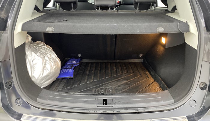 2023 MG ASTOR SHARP 1.5 CVT, Petrol, Automatic, 13,740 km, Boot Inside