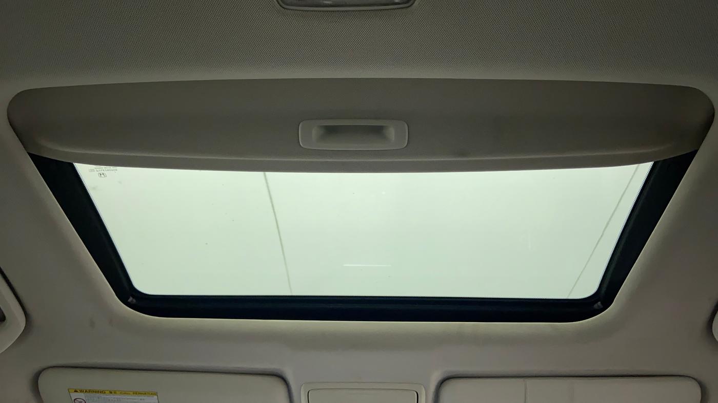 2014 Honda CRV 2.4 AT 4WD AVN, Petrol, Automatic, 1,03,683 km, Moonroof/ Sunroof