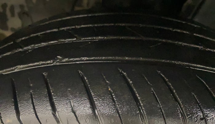 2023 Renault Kiger RXZ TURBO CVT, Petrol, Automatic, 19,640 km, Left Front Tyre Tread