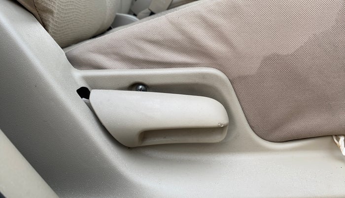 2014 Maruti Swift Dzire VXI, Petrol, Manual, 34,580 km, Driver Side Adjustment Panel
