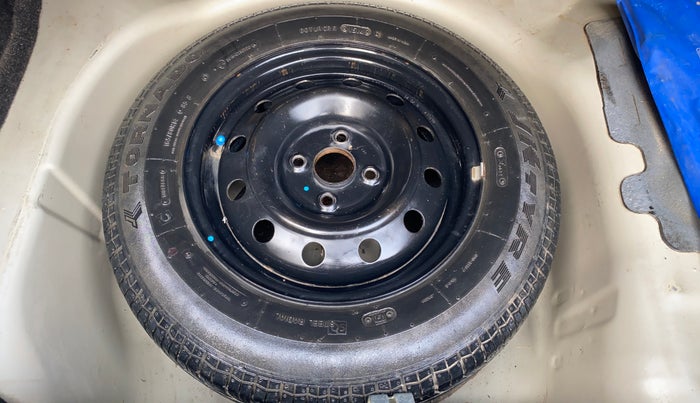 2014 Maruti Swift Dzire VXI, Petrol, Manual, 34,580 km, Spare Tyre