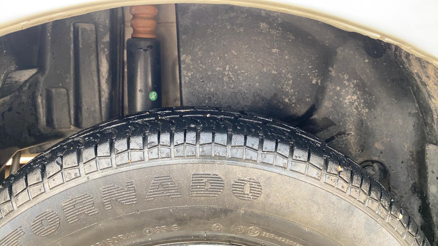 2014 Maruti Swift Dzire VXI, Petrol, Manual, 34,580 km, Right Rear Tyre Tread