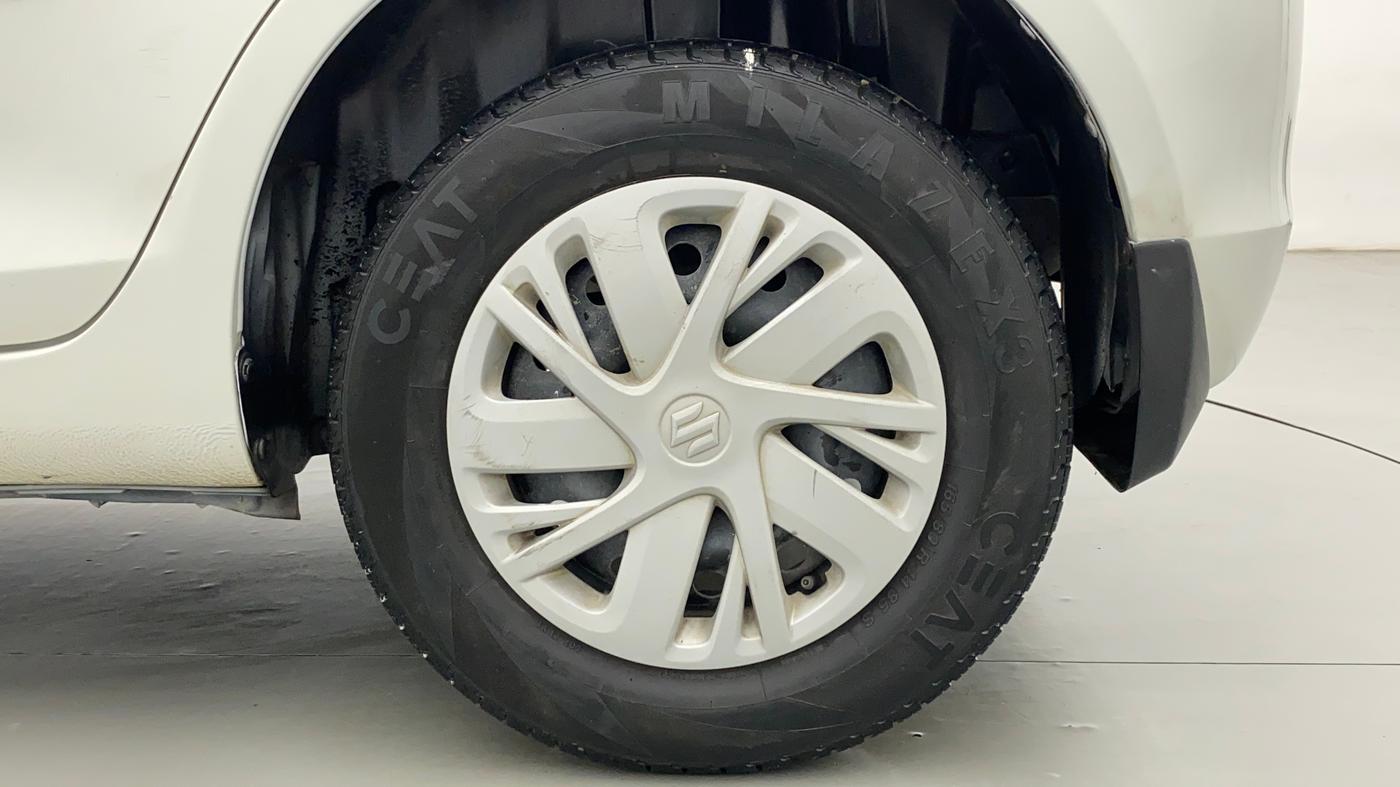 2015 Maruti Swift VXI, Petrol, Manual, 79,356 km, Left Rear Wheel