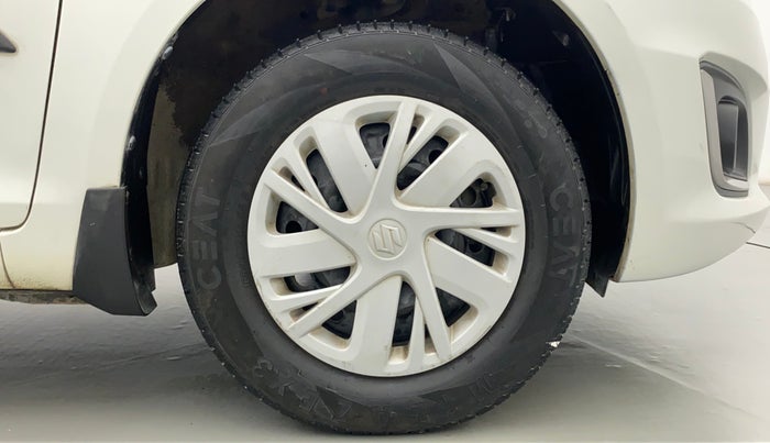 2015 Maruti Swift VXI, Petrol, Manual, 79,356 km, Right Front Wheel
