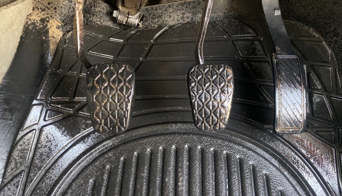 2016 Ford Ecosport AMBIENTE 1.5L PETROL, Petrol, Manual, 1,00,605 km, Pedals