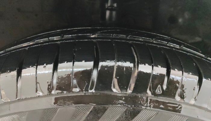 2014 Honda Amaze 1.2L I-VTEC S AT, Petrol, Automatic, 61,628 km, Right Front Tyre Tread