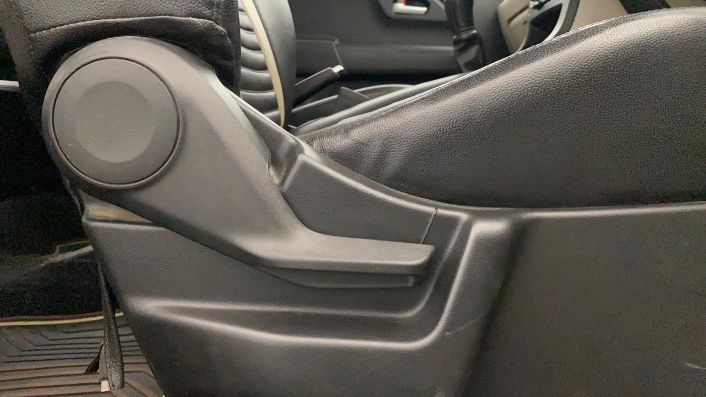 2021 Maruti New Wagon-R VXI 1.2, Petrol, Manual, 83,280 km, Driver Side Adjustment Panel