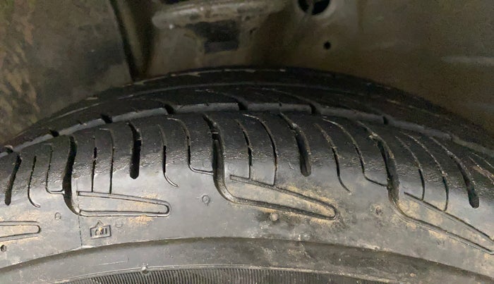 2021 Maruti New Wagon-R VXI 1.2, Petrol, Manual, 83,280 km, Left Front Tyre Tread