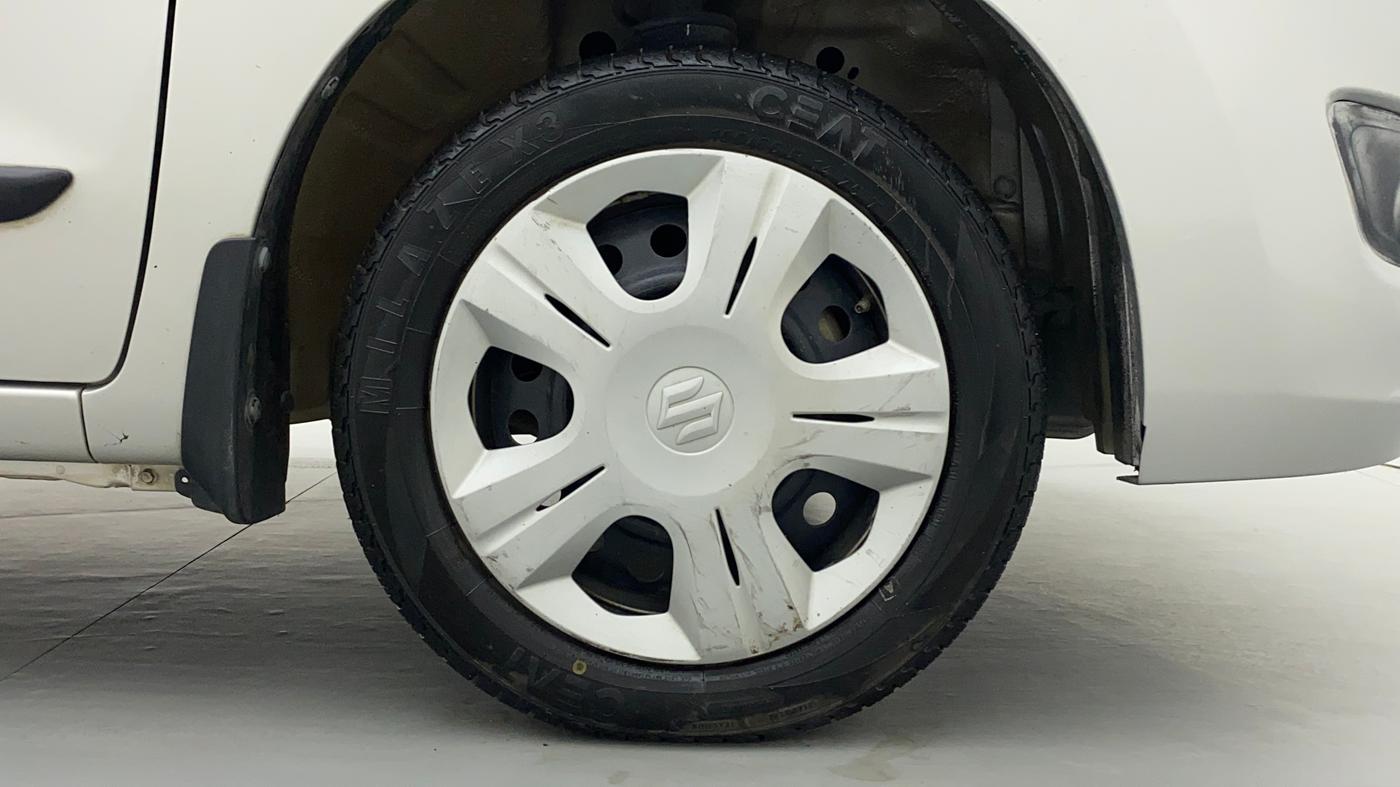 2017 Maruti Wagon R 1.0 VXI, Petrol, Manual, 51,897 km, Right Front Wheel