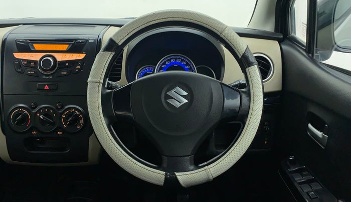 2017 Maruti Wagon R 1.0 VXI, Petrol, Manual, 51,897 km, Steering Wheel Close Up