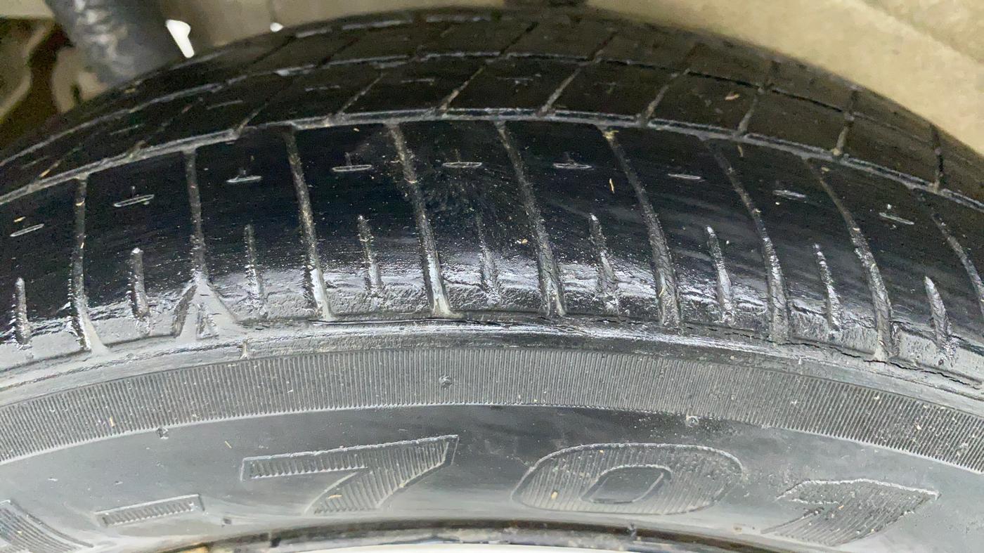 2017 Maruti Wagon R 1.0 VXI, Petrol, Manual, 51,897 km, Right Rear Tyre Tread