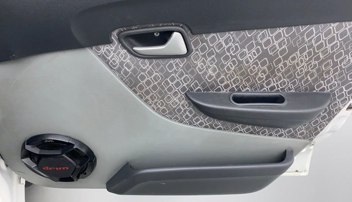 2018 Maruti Alto 800 LXI, Petrol, Manual, 44,879 km, Driver Side Door Panels Control