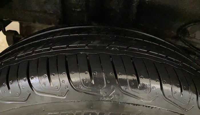 2022 Tata Tiago XZ PLUS CNG, CNG, Manual, 7,074 km, Right Rear Tyre Tread