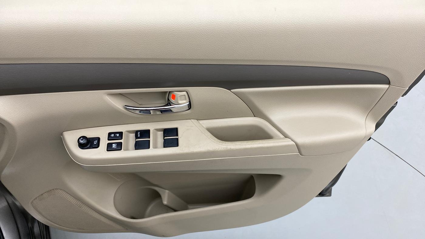 2021 Maruti Ertiga VXI SHVS, Petrol, Manual, 19,317 km, Driver Side Door Panels Control