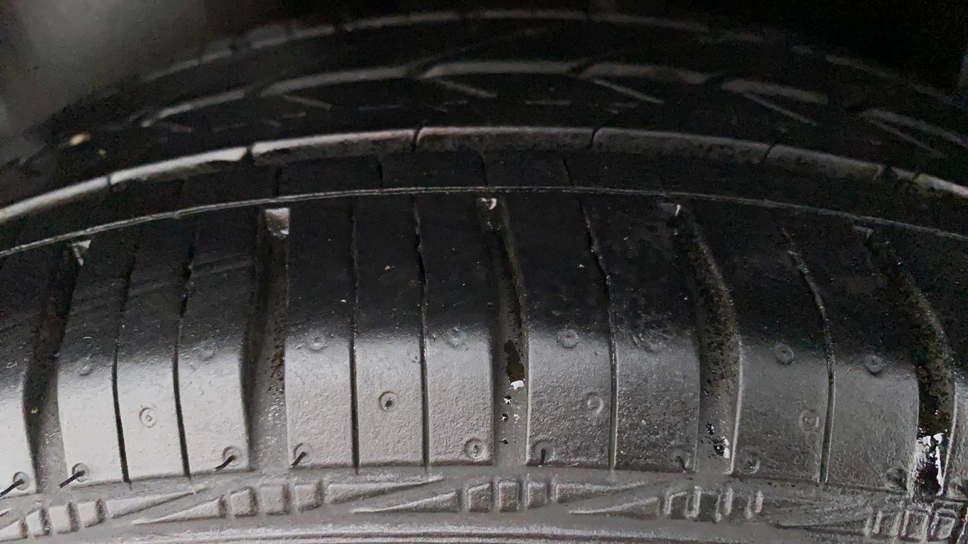 2018 Skoda Rapid AMBITION 1.5 TDI, Diesel, Manual, 48,296 km, Left Rear Tyre Tread