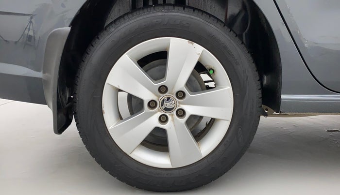2018 Skoda Rapid AMBITION 1.5 TDI, Diesel, Manual, 48,296 km, Right Rear Wheel