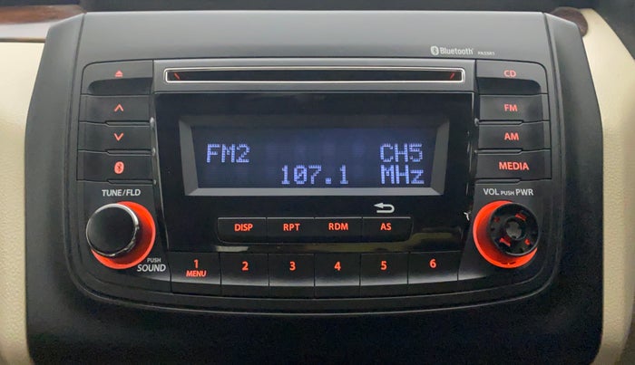 2017 Maruti Dzire VXI, Petrol, Manual, 15,118 km, Infotainment System