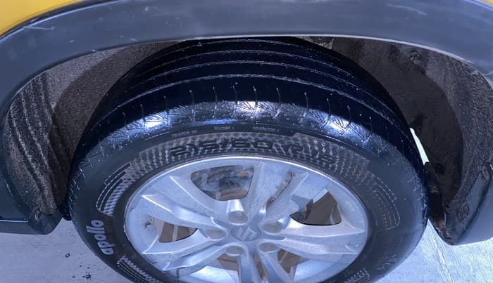 2017 Maruti Vitara Brezza ZDI PLUS, Diesel, Manual, 66,248 km, Left Rear Tyre Tread