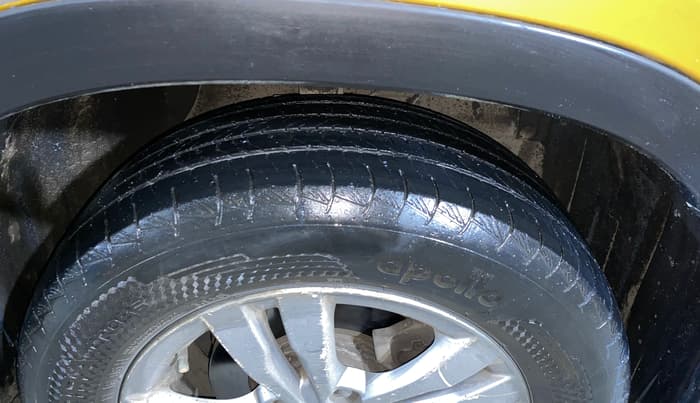 2017 Maruti Vitara Brezza ZDI PLUS, Diesel, Manual, 66,248 km, Right Front Tyre Tread