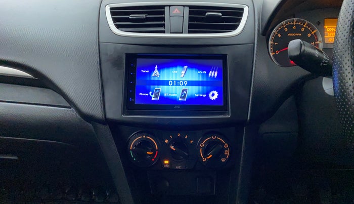 2017 Maruti Swift VXI D, Petrol, Manual, 58,704 km, Air Conditioner