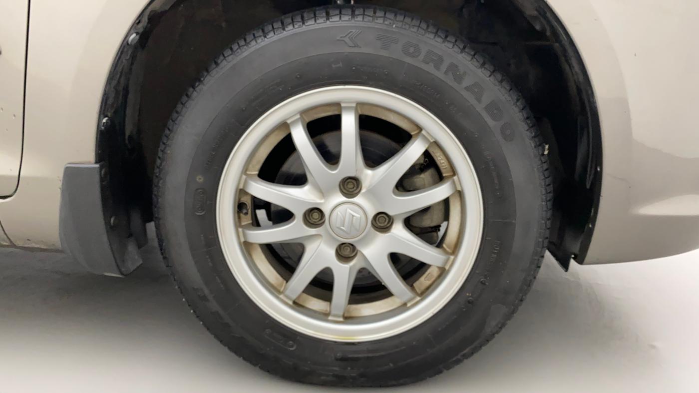 2015 Maruti Swift Dzire VXI, Petrol, Manual, 23,866 km, Right Front Wheel