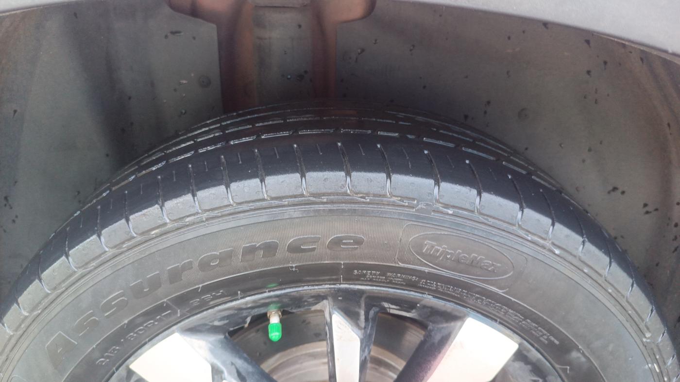 2020 MG HECTOR SHARP HYBRID 1.5 PETROL, Petrol, Manual, 1,26,613 km, Right Rear Tyre Tread