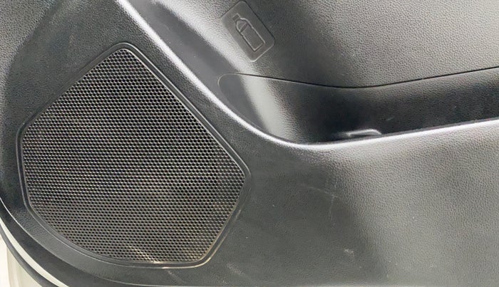 2019 Maruti Swift VXI, Petrol, Manual, 30,281 km, Infotainment system - Front speakers missing / not working