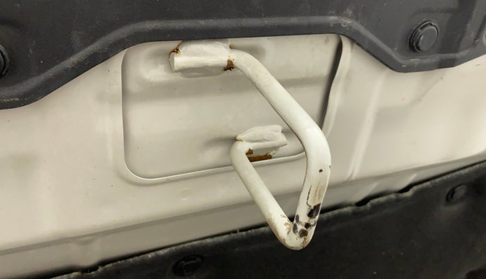 2019 Maruti Swift VXI, Petrol, Manual, 30,281 km, Bonnet (hood) - Slight discolouration