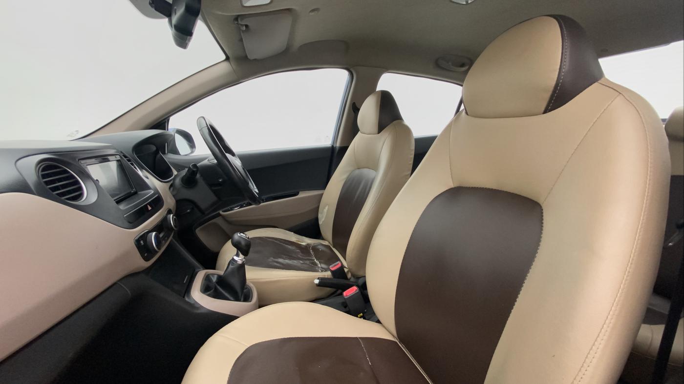 2014 Hyundai Xcent SX 1.2 OPT, Petrol, Manual, 63,875 km, Right Side Front Door Cabin
