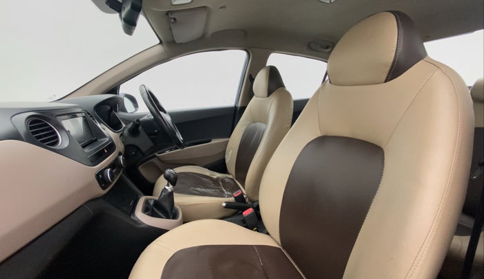 2014 Hyundai Xcent SX 1.2 OPT, Petrol, Manual, 63,875 km, Right Side Front Door Cabin