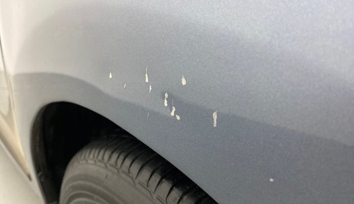2014 Hyundai Xcent SX 1.2 OPT, Petrol, Manual, 63,875 km, Right fender - Slightly dented