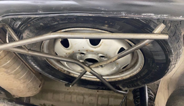 2016 Maruti Eeco 5 STR WITH A/C+HTR, Petrol, Manual, 15,816 km, Spare Tyre